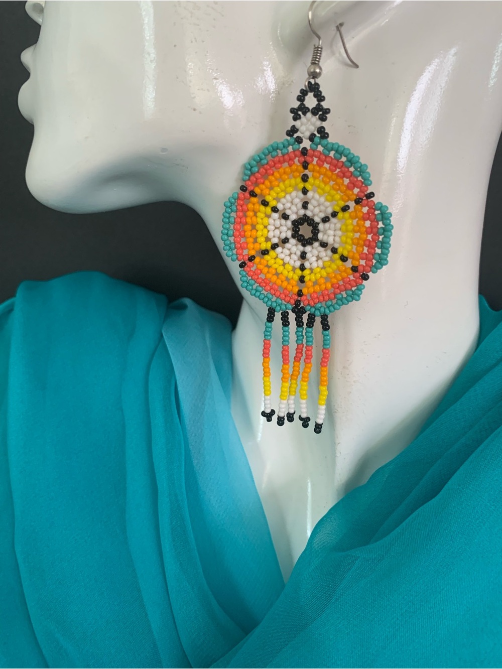 Huichol Beaded Earrings Mexican Folk Art - Picture 3 of 3
